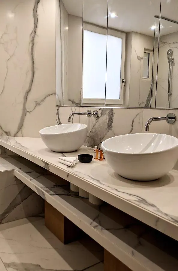 Residences Harcourt - Ile Saint Louis - * Parijs