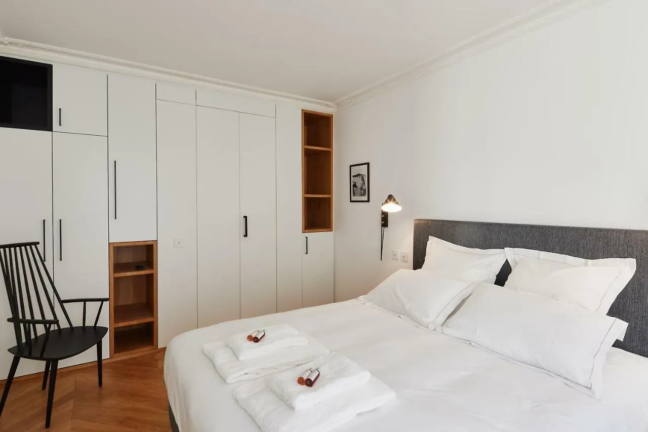 Residences Harcourt - Ile Saint Louis - * Paris